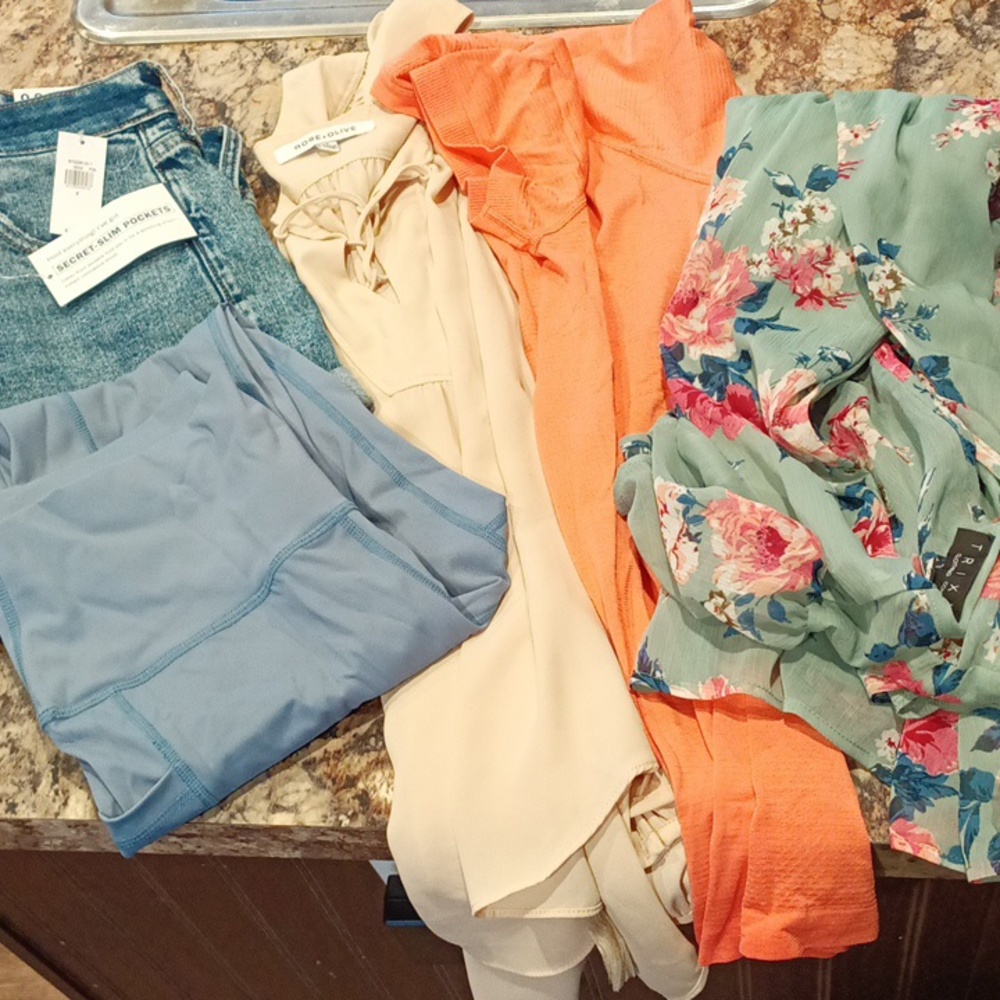 4 pieces set for @lilbuggg